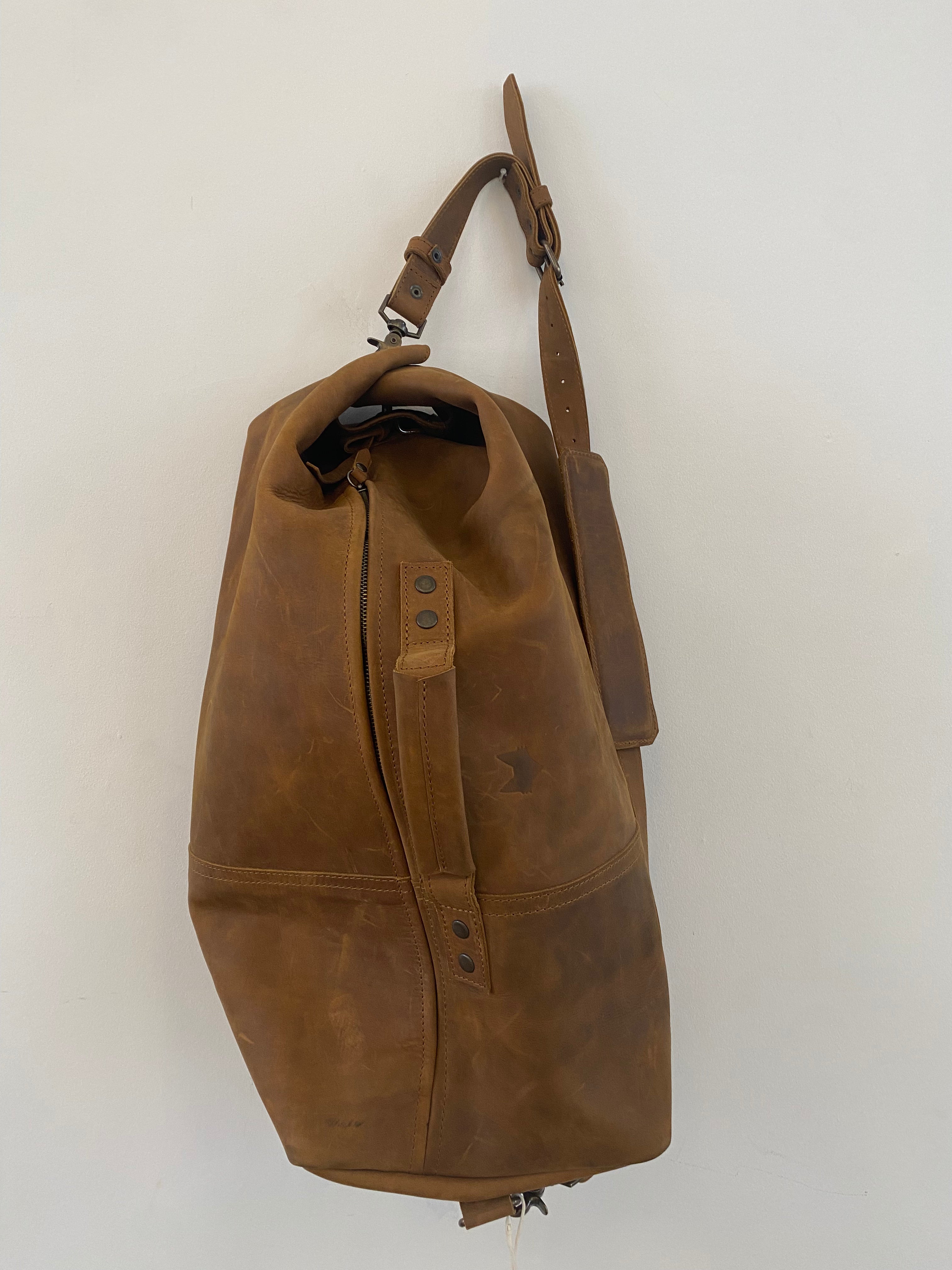 Leather Duffel Bag (Vintage)