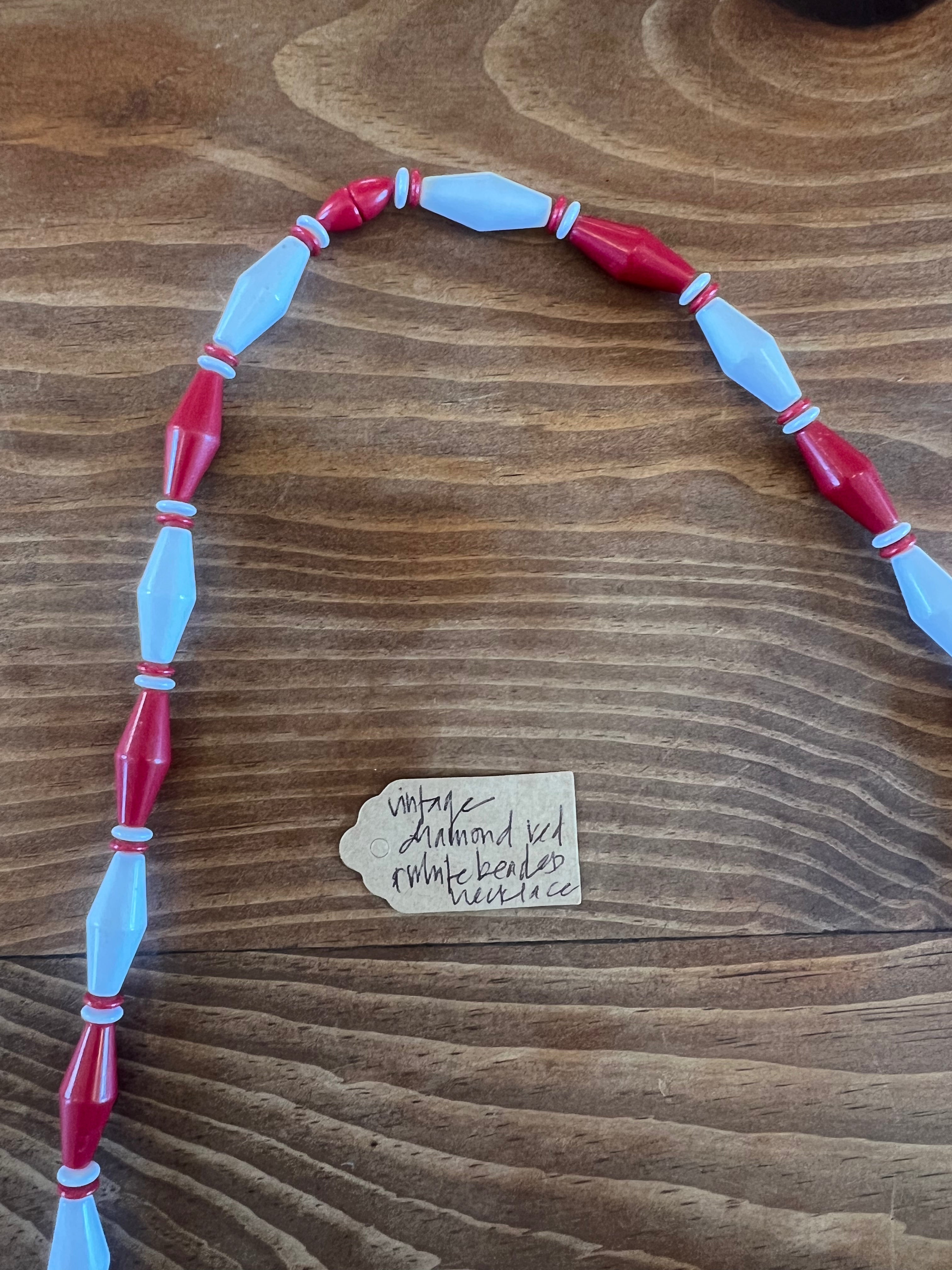Vintage Diamond Red and White Beaded Necklace (Vintage)