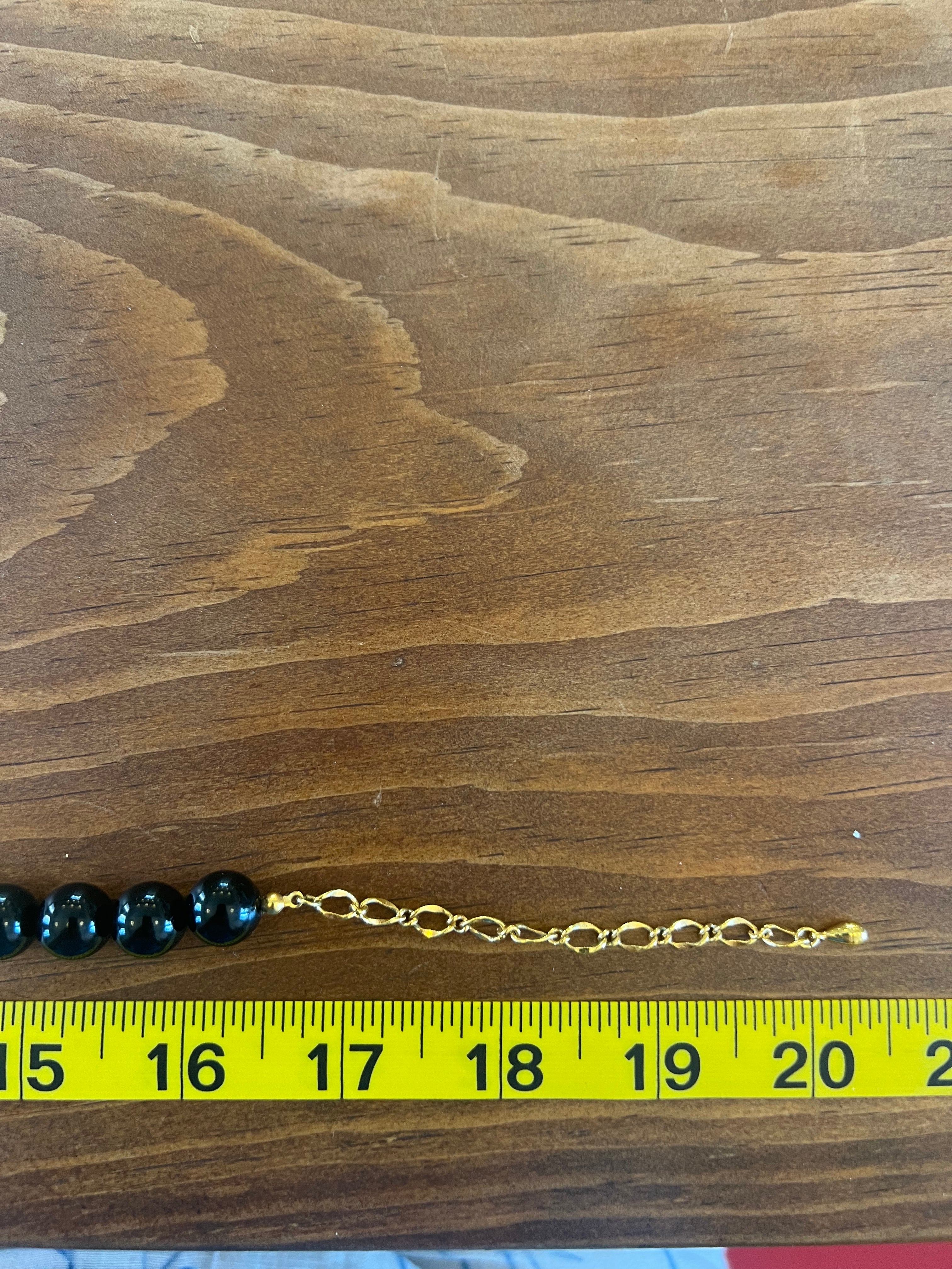 Vintage Black and White Large Bead Necklace (Vintage)