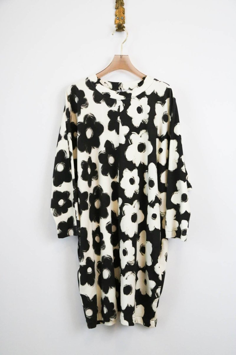 Black + White | Flower Long Sleeve Dress - Made X Hudson