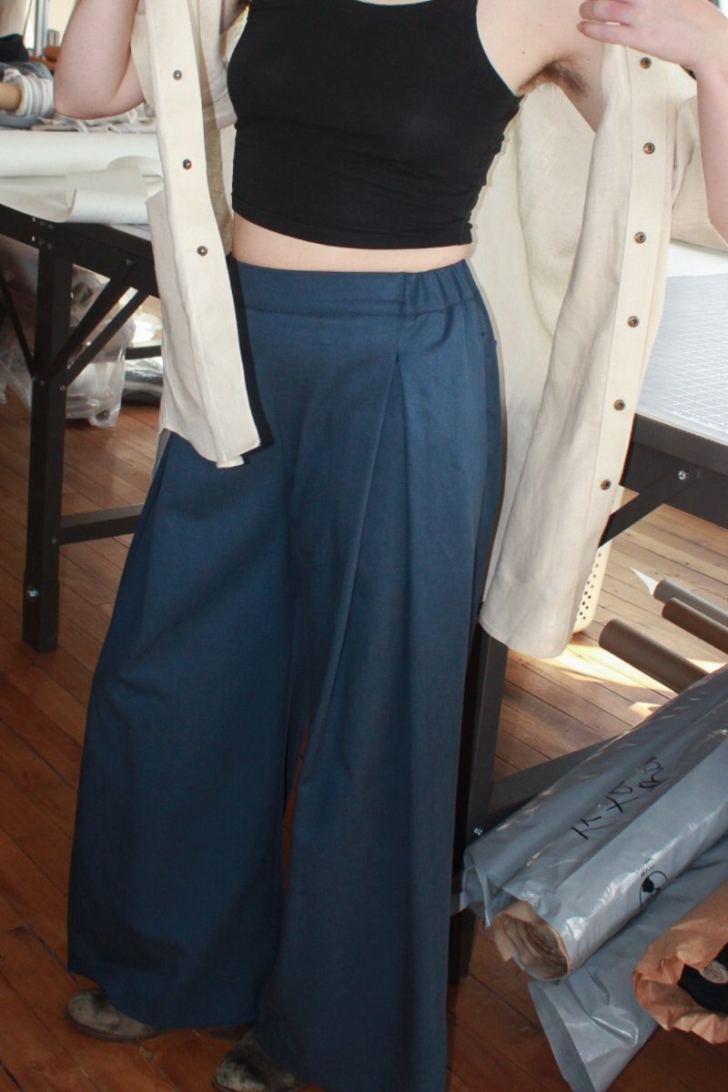 The Arlo Pant in Midnight Blue - Made X Hudson