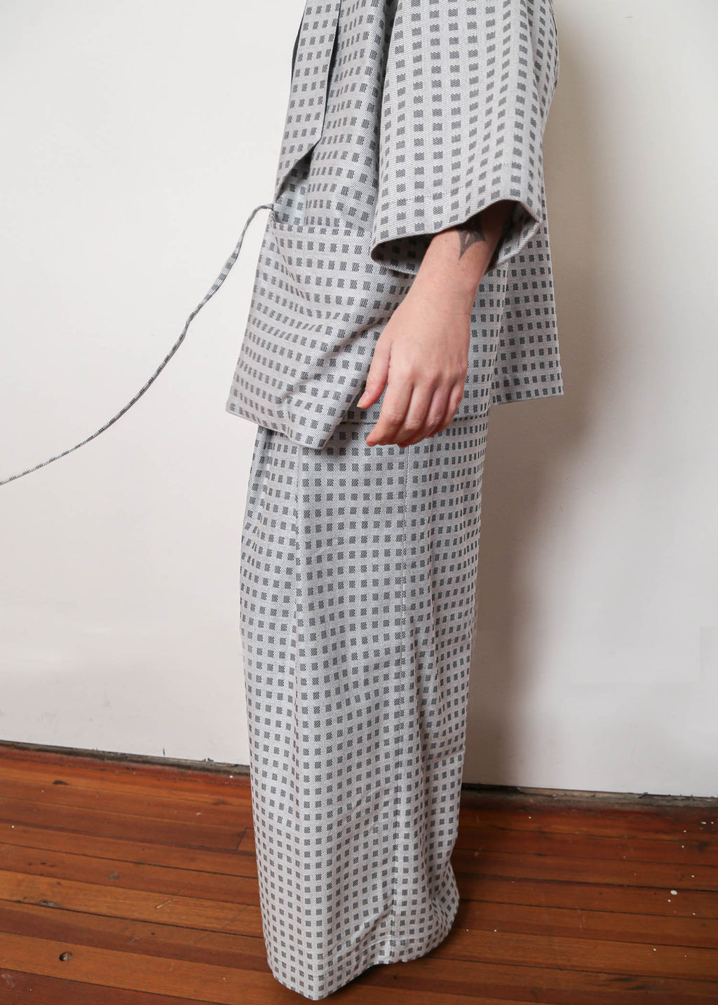 The Arlo Pant in Silver Grid