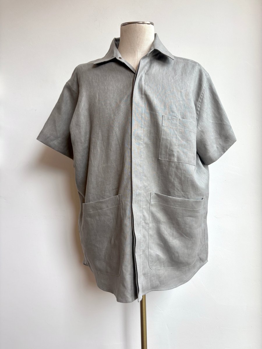UTILITY GARMENTS SUPPLYグレー MA-1 Utility Short Sleeve Shirt Snap Up in Pale Slate Grey Linen with