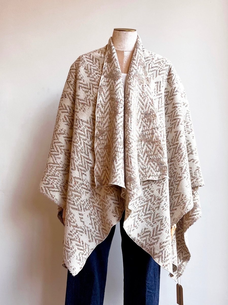 White & Flax Speckled Chevron Zero - Waste Reversible Cape - Made X Hudson