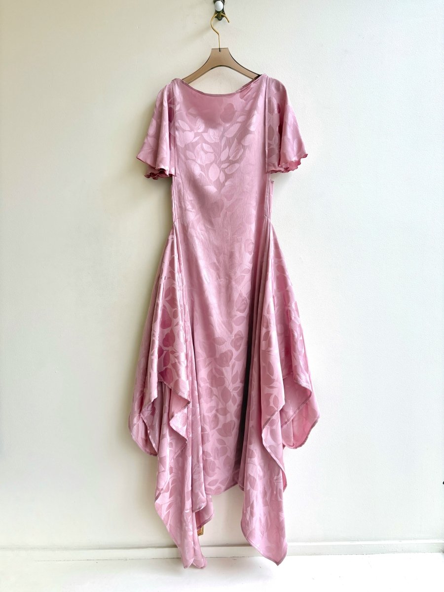 Deco Dress in Dusty Mauve Floral Silk Pattern - Made X Hudson