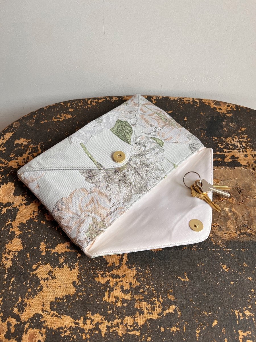 Silver Floral Brocade Twist Clutch - Made X Hudson