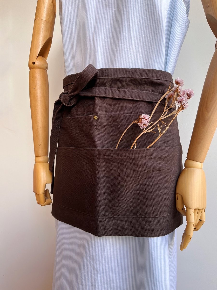 Utility Half - Apron in Peat Cotton Canvas - Made X Hudson