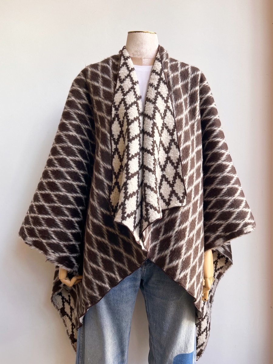 Diamond Pattern Zero - Waste Reversible Cape - Made X Hudson