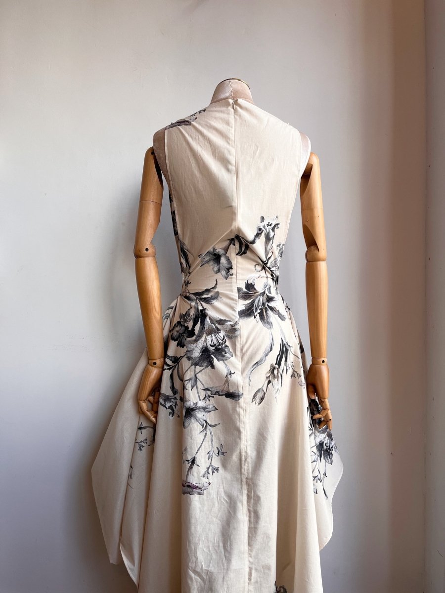 Zero - Waste Dress Eggshell and Grey Half - Tone in Lily Print - Made X Hudson